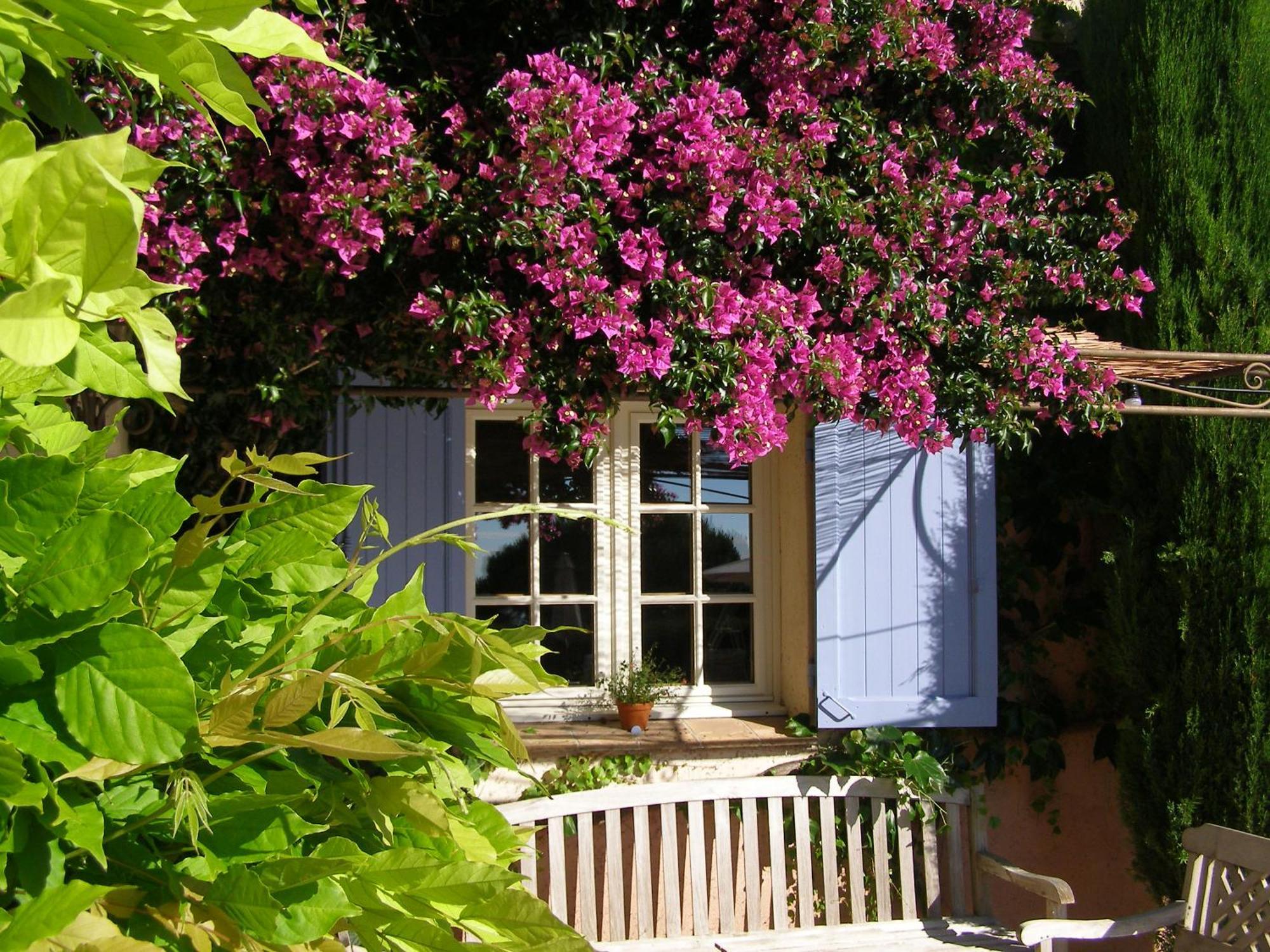 Le Mas Des Cigales Tourrettes-sur-Loup Bagian luar foto